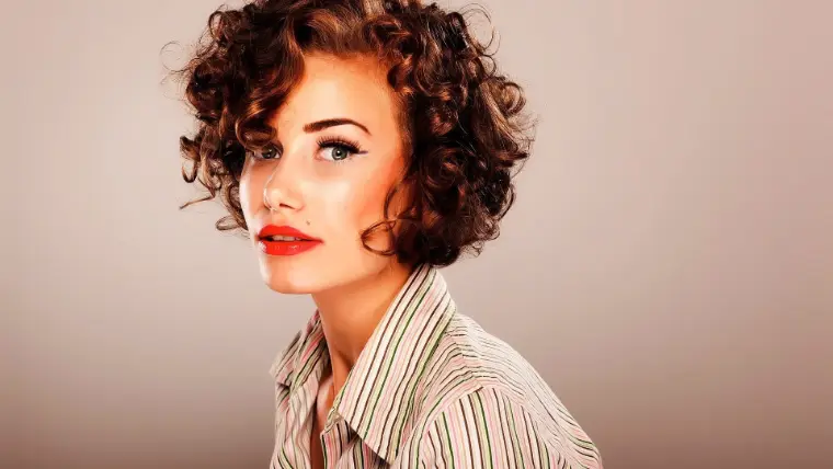 tienes el cabello rizado corte bob chop 2022