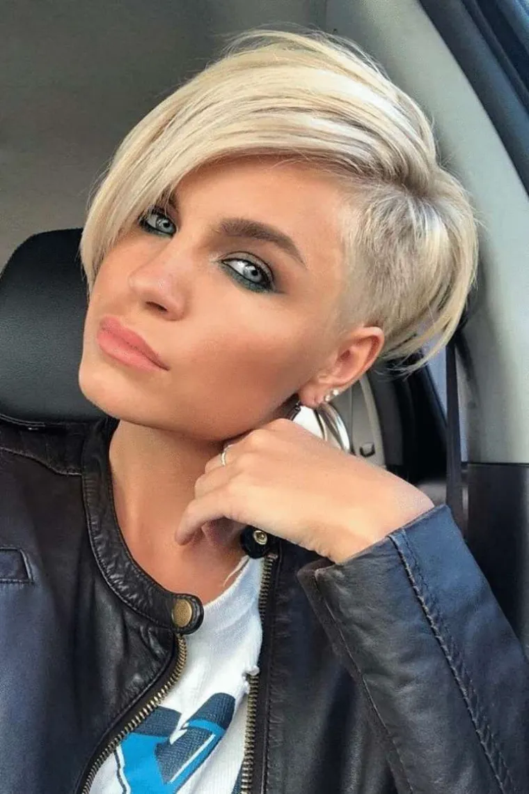 pixie con flequillo y columen tendencias en corte de cabello