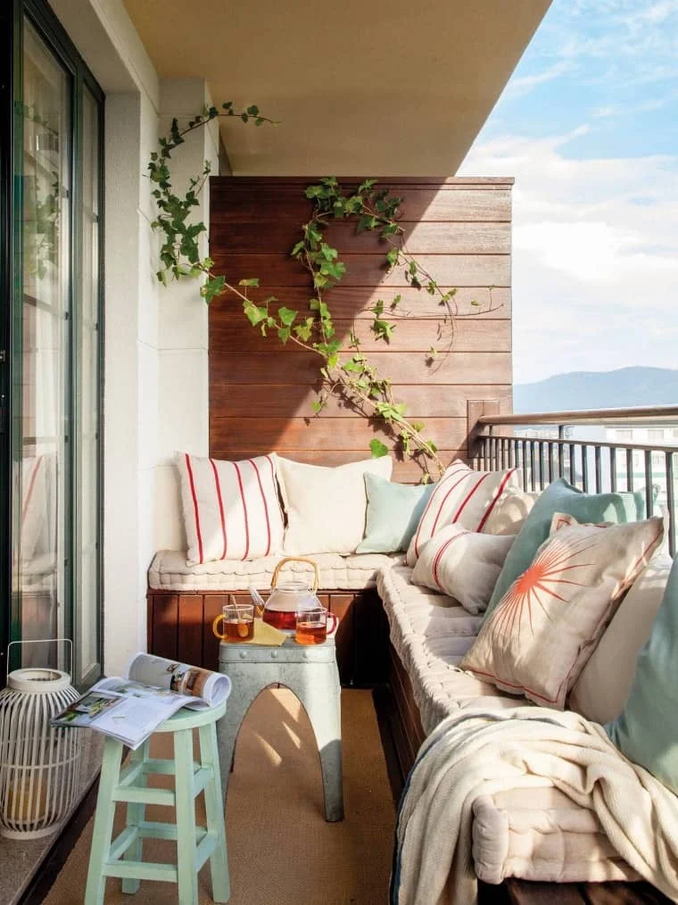 Decorar una terraza con-cojines