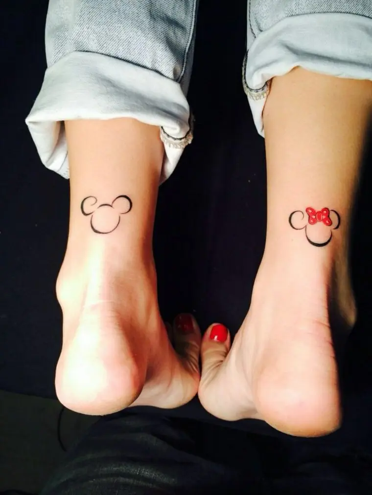 minnie mickey tatuaje pequeño