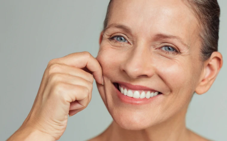 Mejores consejos para quitar arrugas de la cara a los 50
