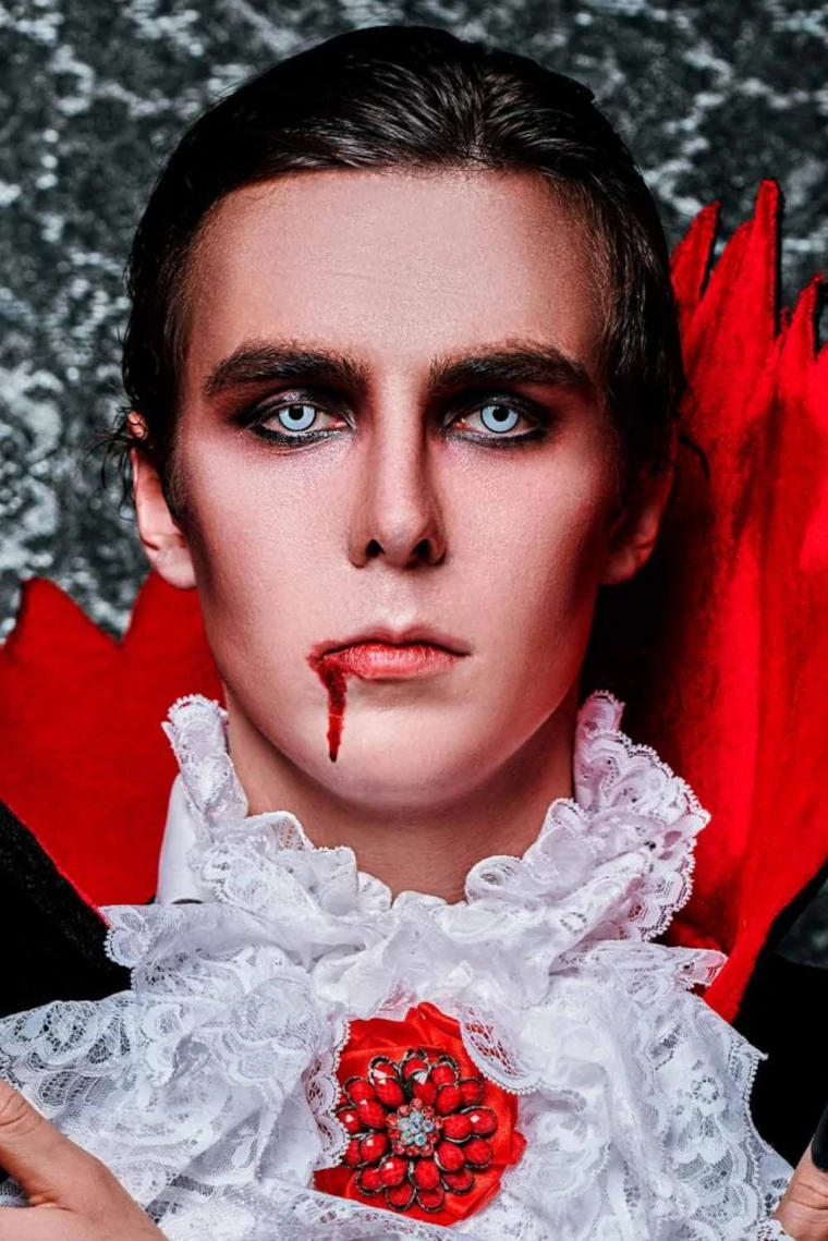 maquiagem de vampiro de halloween para homens