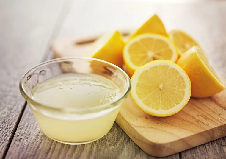 vinagre y limón para limpiar el inhodoro