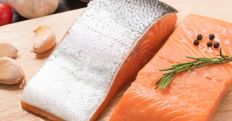 comer salmon para omega 3