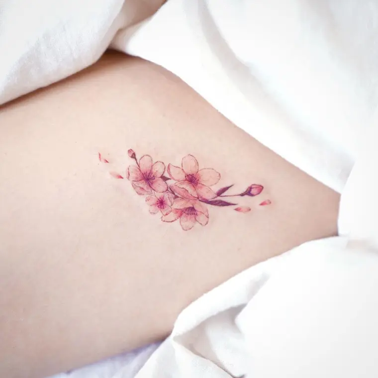 tatuaje cerezo japones 2023