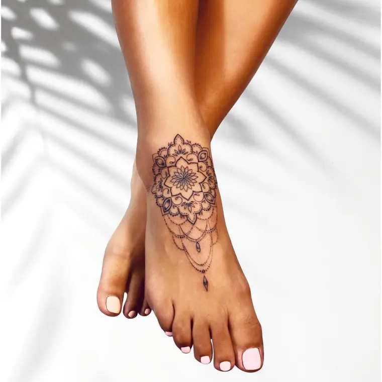 tatuagem mandala mulher opção 2023