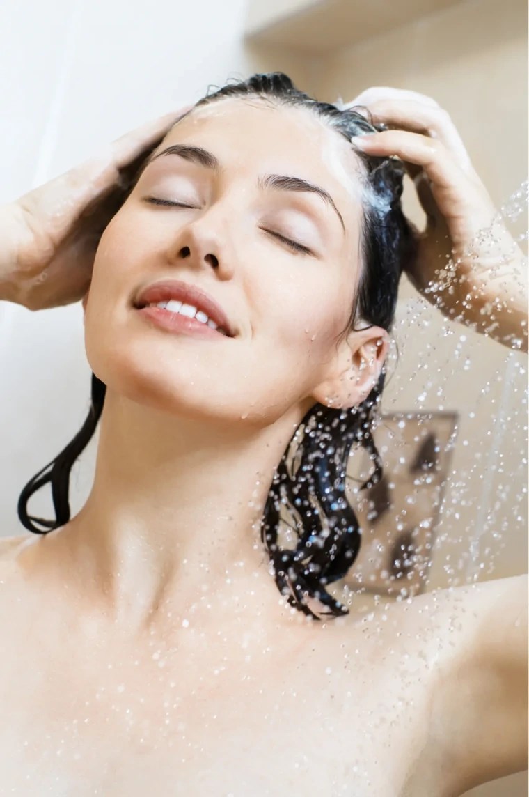 Buen uso de un acondicionador para cabello rizado