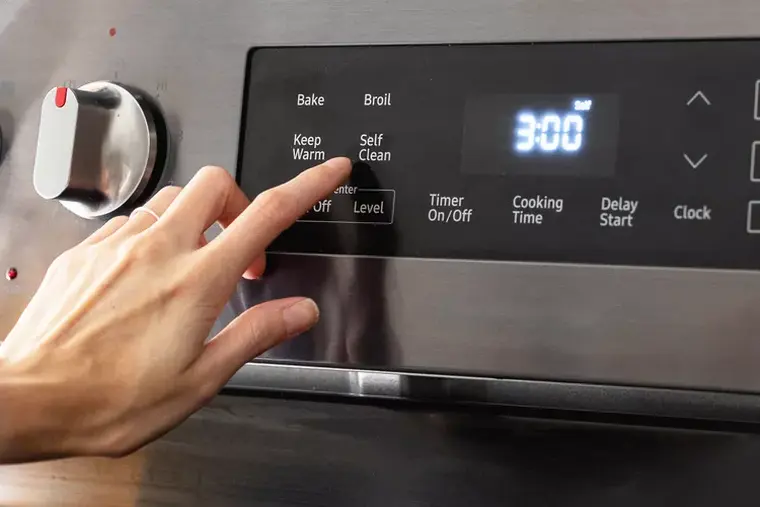 modo para limpieza automatica en el horno