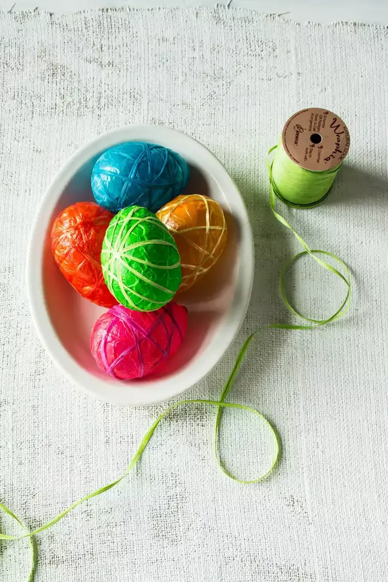 decorar huevos con hilo ideas