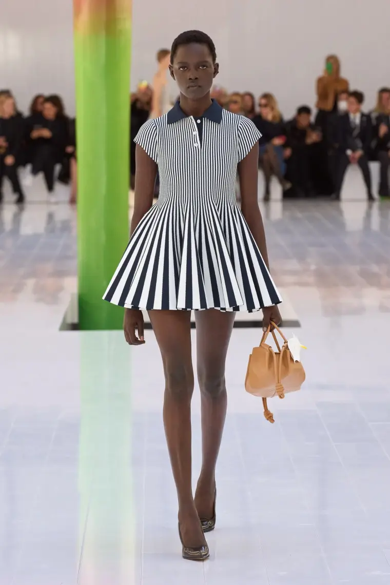 vestidos mini para el verano 2023