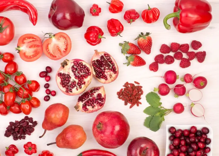 frutas y⁣ verduras rojas para el abdomen