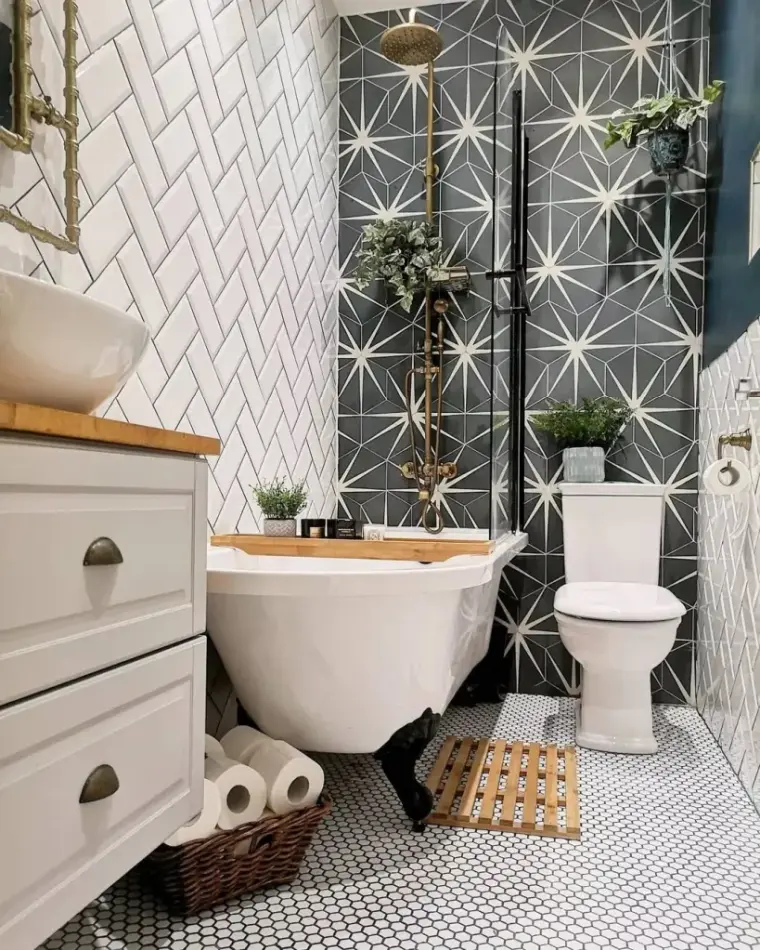 pared de acento baño pequeño