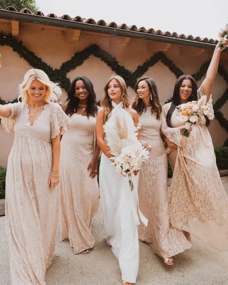 vestidos de dama de honor de encaje