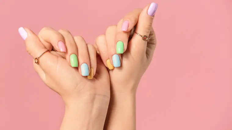 colores brillantes opciones 2023