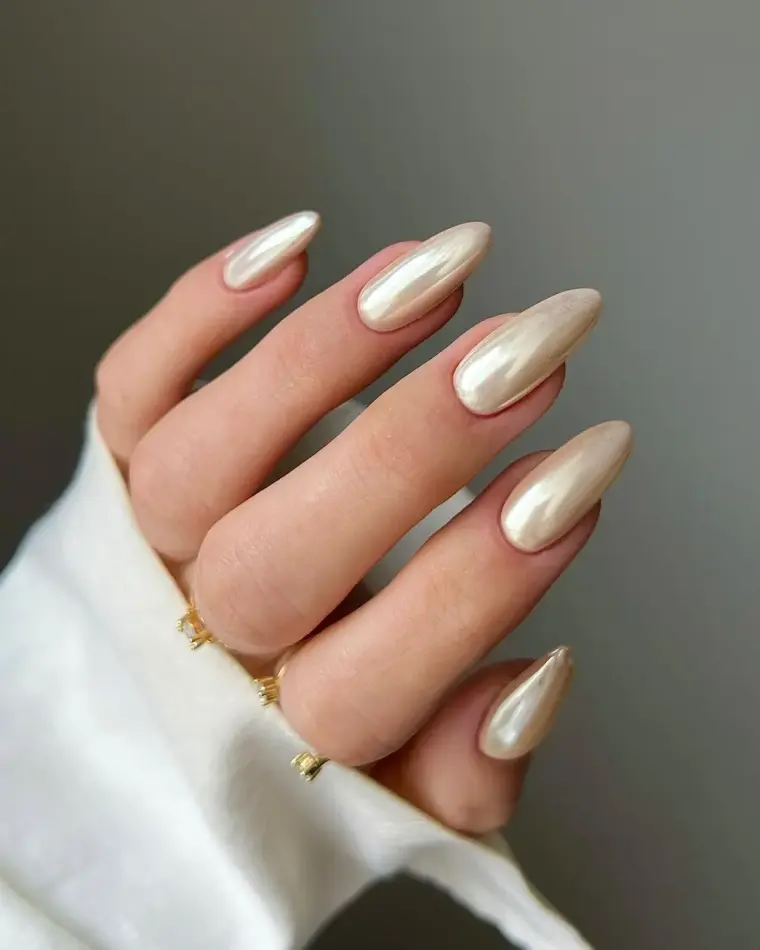 cream color nail ideas