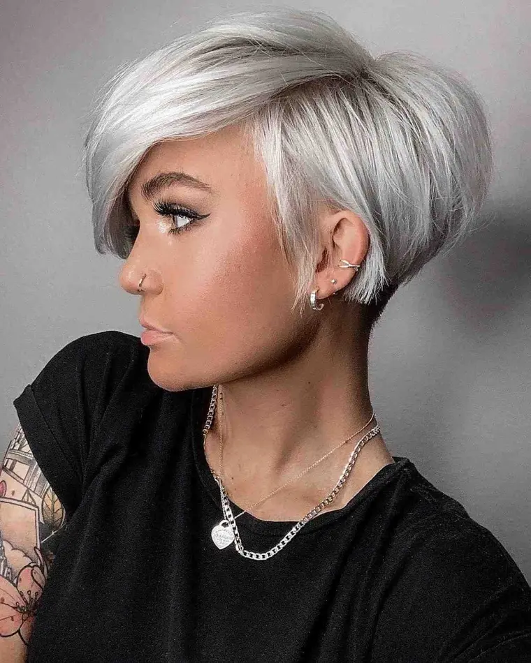 corte de pelo pixie para cabello grueso