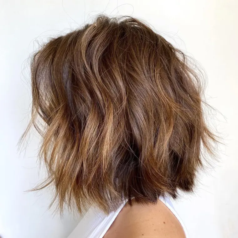 corte layared bob voluminoso ipciones invierno 2023