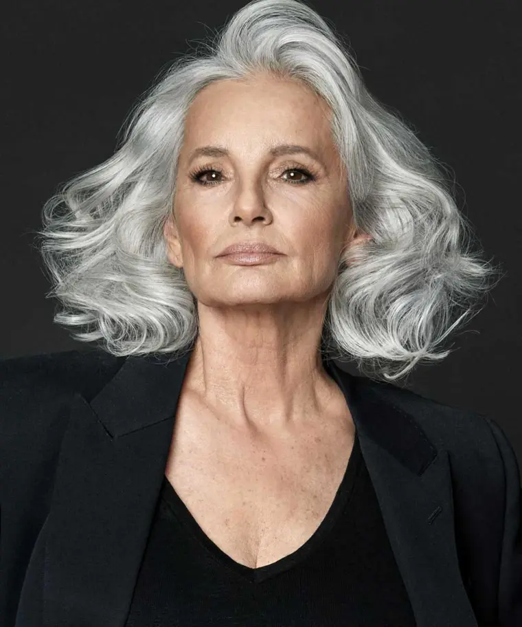 cortes de moda para mujeres de 60
